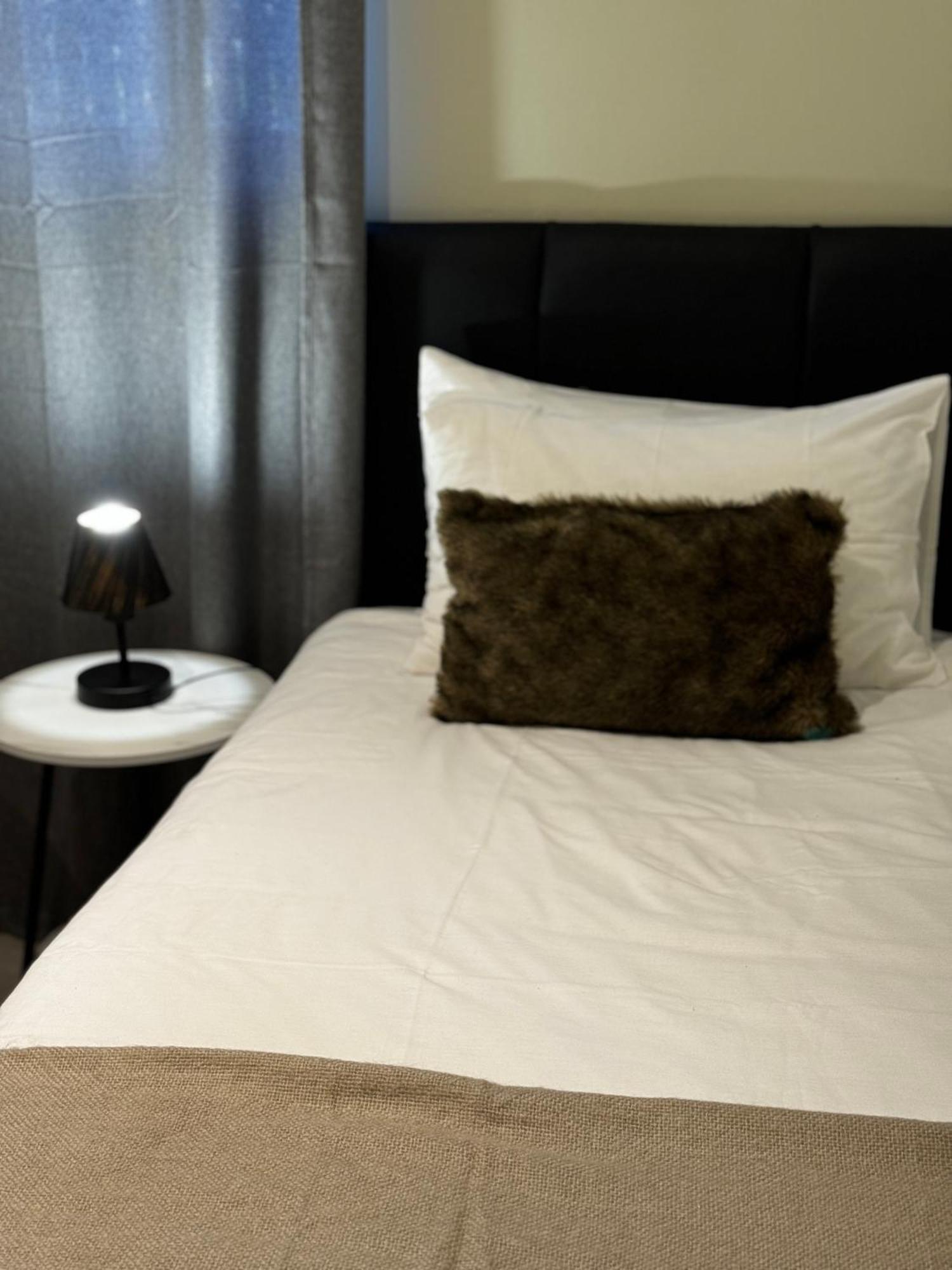 Rosetta Fields Country Lodge Henburg Park Екстер'єр фото